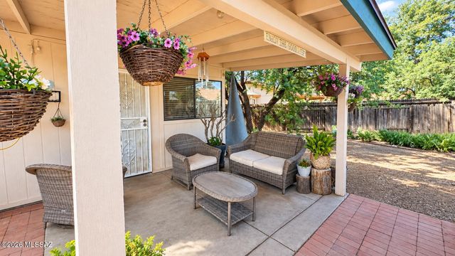 5818 S Mahan Drive, Tucson, AZ 85746