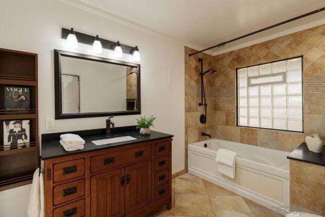 1091 Park Hill Terrace, Escondido, CA 92025
