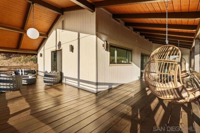 1091 Park Hill Terrace, Escondido, CA 92025