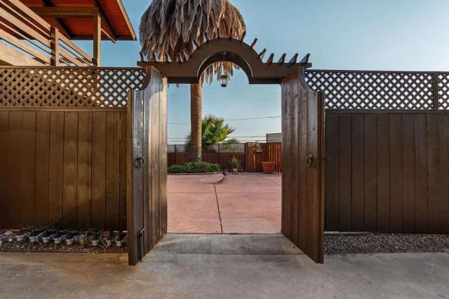 1091 Park Hill Terrace, Escondido, CA 92025