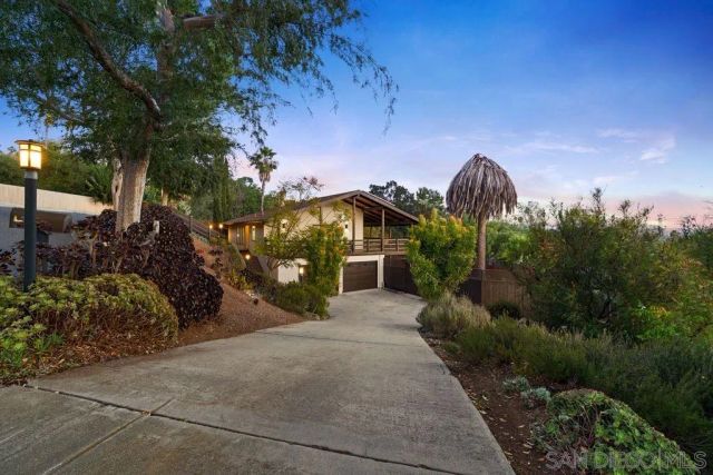 1091 Park Hill Terrace, Escondido, CA 92025