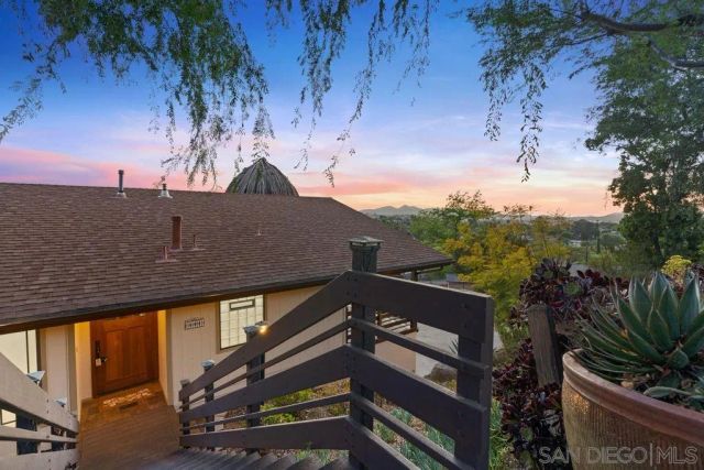 1091 Park Hill Terrace, Escondido, CA 92025