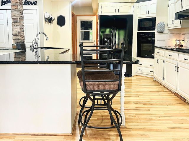 6735 NW Timberline Drive, Des Moines, IA 50313