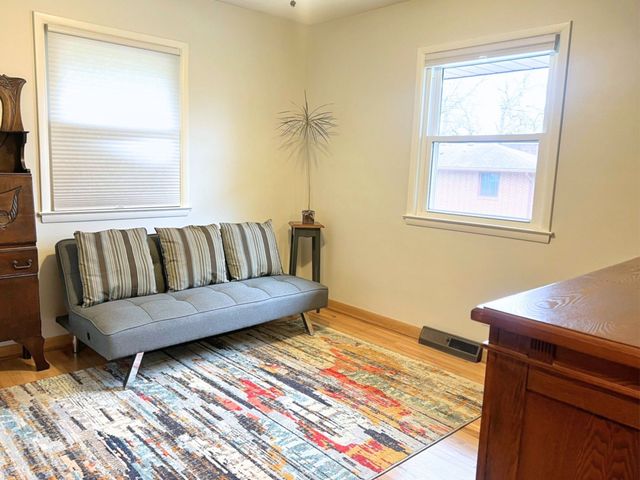 6735 NW Timberline Drive, Des Moines, IA 50313