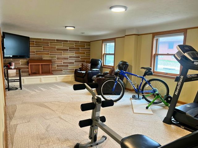 6735 NW Timberline Drive, Des Moines, IA 50313