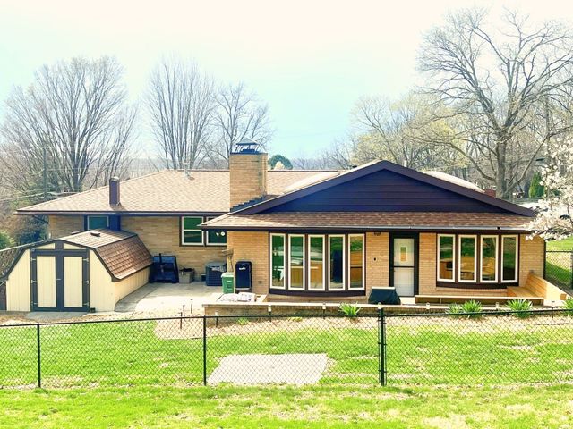 6735 NW Timberline Drive, Des Moines, IA 50313