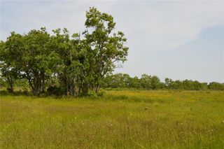 3306 1/2 Barbers Hill Road, Highlands, TX 77562