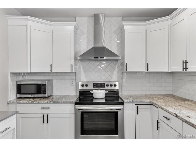 9601 Sierra Vista Rd, Longmont, CO 80504