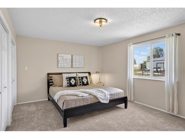 9601 Sierra Vista Rd, Longmont, CO 80504