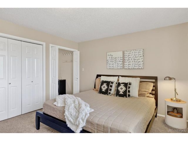9601 Sierra Vista Rd, Longmont, CO 80504