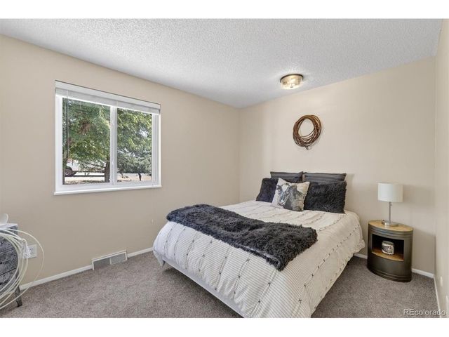9601 Sierra Vista Rd, Longmont, CO 80504