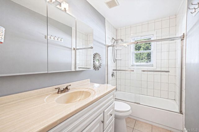 542 Agamemnon Avenue, Bellport, NY 11713