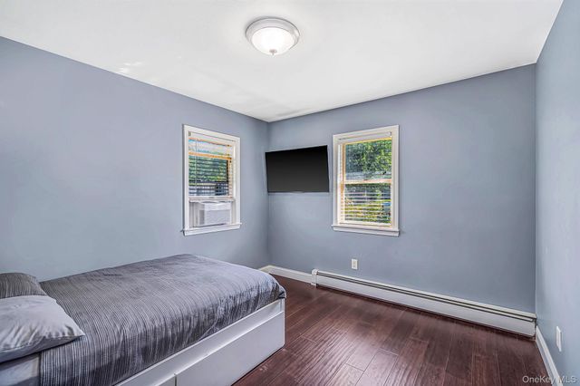 542 Agamemnon Avenue, Bellport, NY 11713