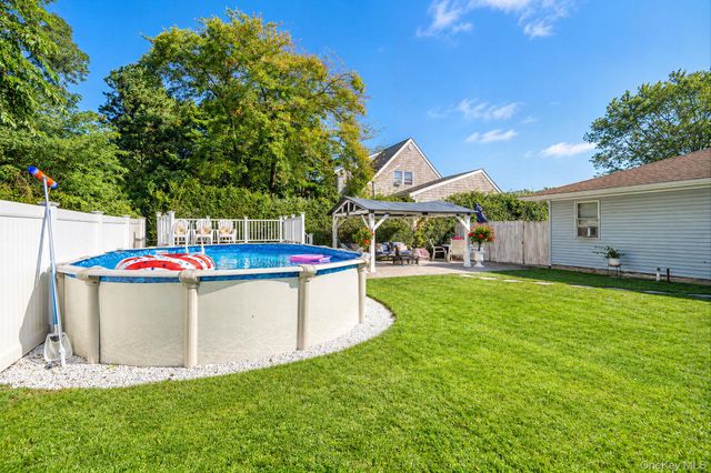 542 Agamemnon Avenue, Bellport, NY 11713