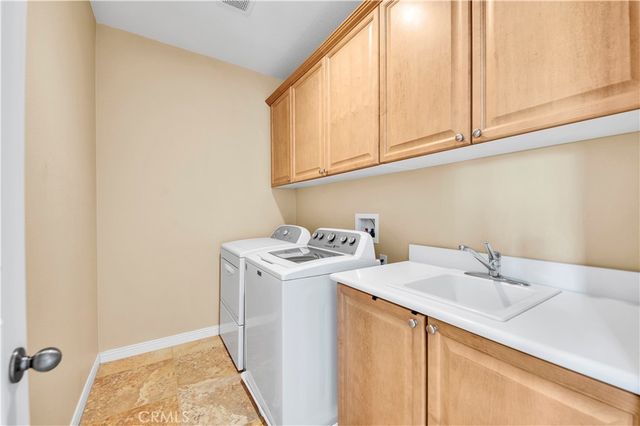 19 Plaza Lucerna, Lake Elsinore, CA 92532