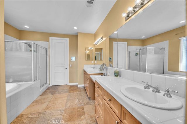 19 Plaza Lucerna, Lake Elsinore, CA 92532