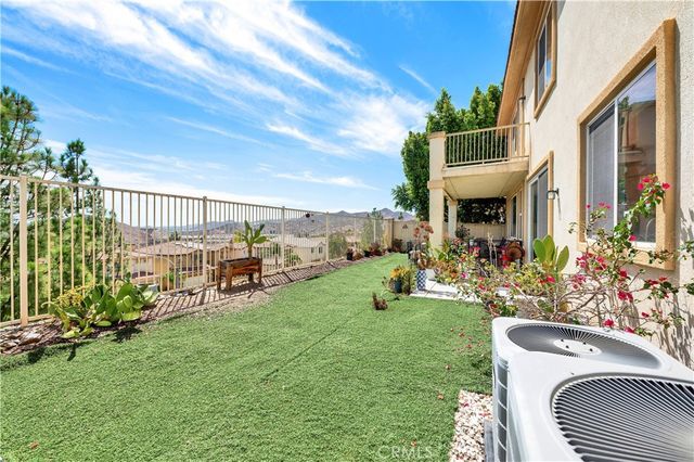 19 Plaza Lucerna, Lake Elsinore, CA 92532