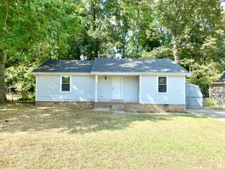 637 Miles Ct, Clarksville, TN 37042