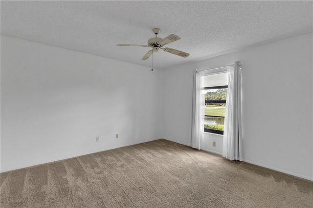 44 Plantation Drive 101, Vero Beach, FL 32966