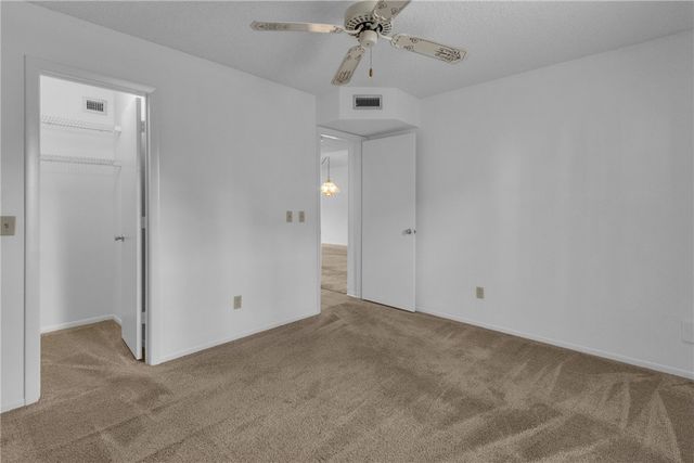 44 Plantation Drive 101, Vero Beach, FL 32966