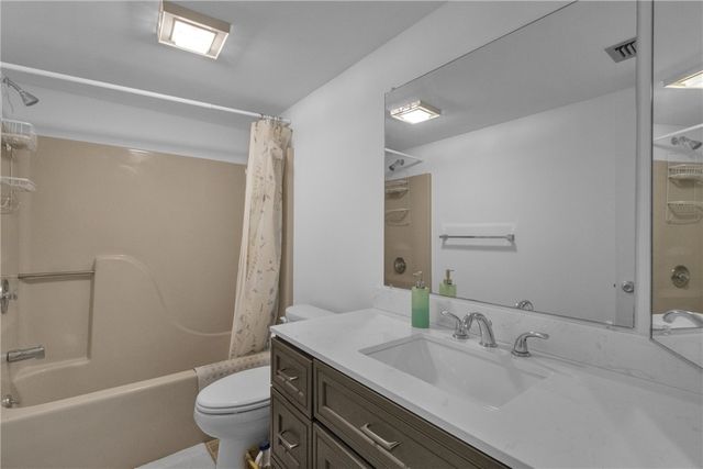 44 Plantation Drive 101, Vero Beach, FL 32966