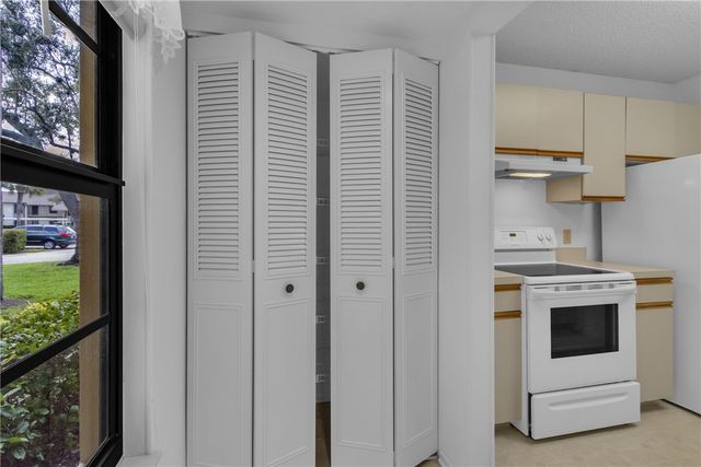44 Plantation Drive 101, Vero Beach, FL 32966