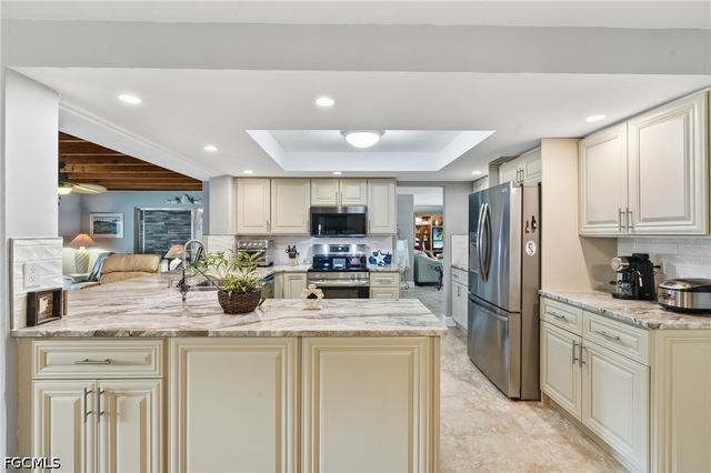 15602 Copra LN, Fort Myers, FL 33908