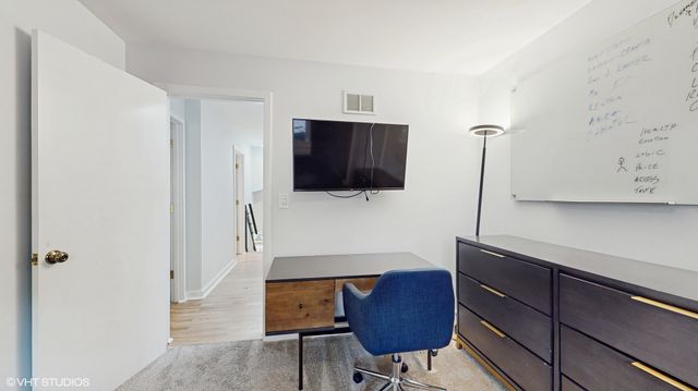 500 Auvergne Place, River Forest, IL 60305