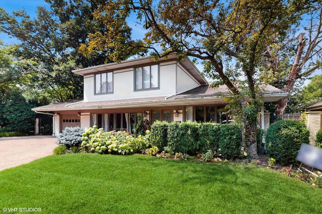 500 Auvergne Place, River Forest, IL 60305