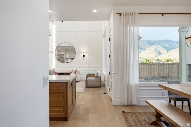 156 HAMMERSMITH CIR, West Bountiful, UT 84087