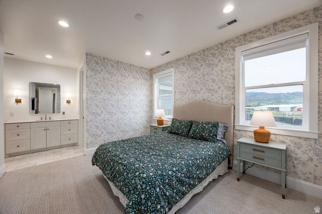 156 HAMMERSMITH CIR, West Bountiful, UT 84087
