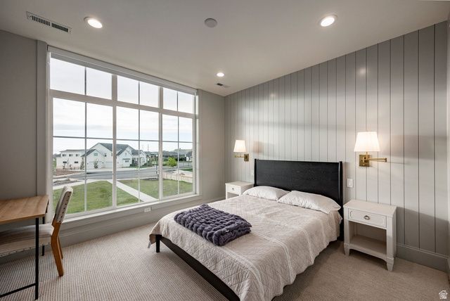 156 HAMMERSMITH CIR, West Bountiful, UT 84087