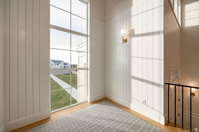 156 HAMMERSMITH CIR, West Bountiful, UT 84087