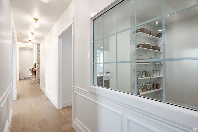 156 HAMMERSMITH CIR, West Bountiful, UT 84087
