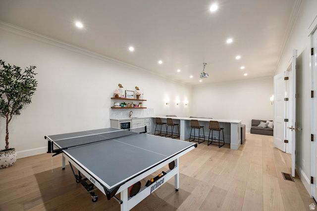 156 HAMMERSMITH CIR, West Bountiful, UT 84087