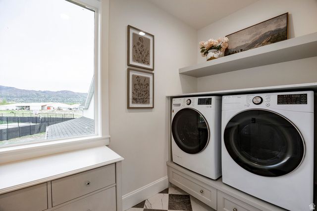 156 HAMMERSMITH CIR, West Bountiful, UT 84087