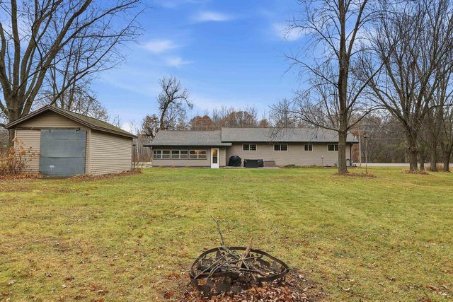 3831 COUNTY ROAD Q, Amherst Junction, WI 54407