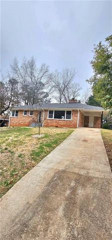 3590 Oakmont Avenue, Atlanta, GA 30340