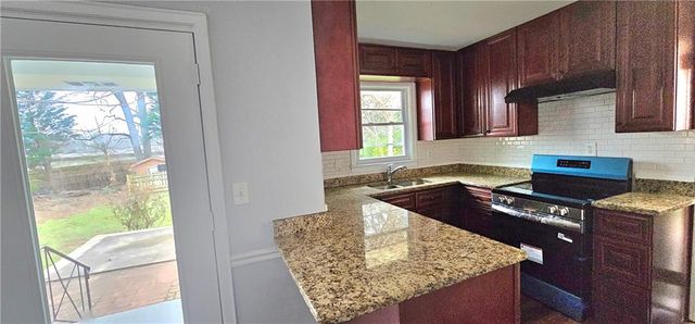 3590 Oakmont Avenue, Atlanta, GA 30340