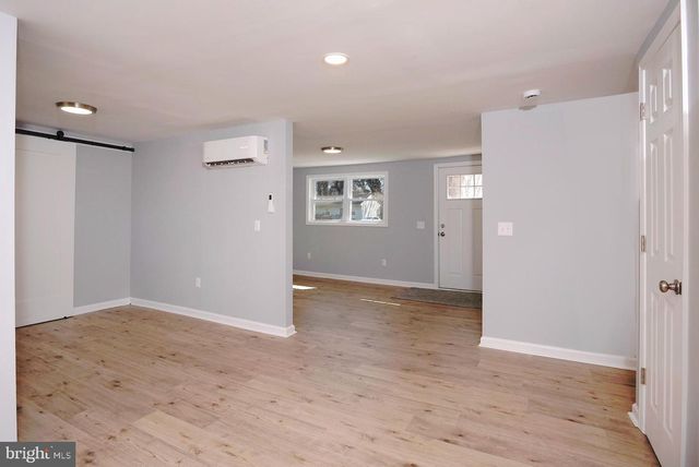 6374 ROCK HALL RD, Rock Hall, MD 21661
