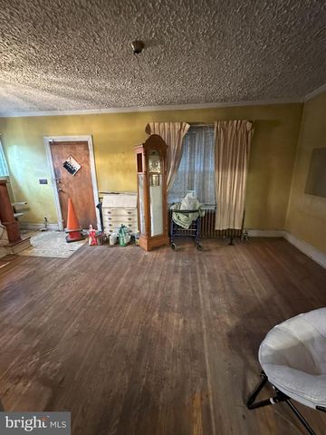 1622 EASTERN AVE NE, Washington, DC 20019