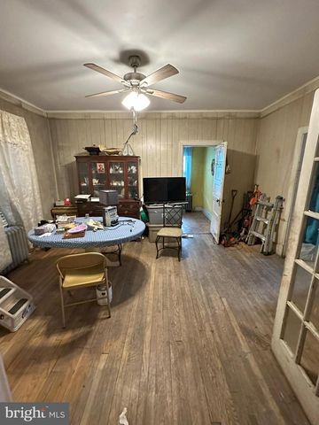 1622 EASTERN AVE NE, Washington, DC 20019