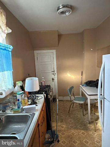 1622 EASTERN AVE NE, Washington, DC 20019