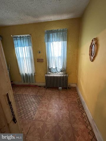 1622 EASTERN AVE NE, Washington, DC 20019