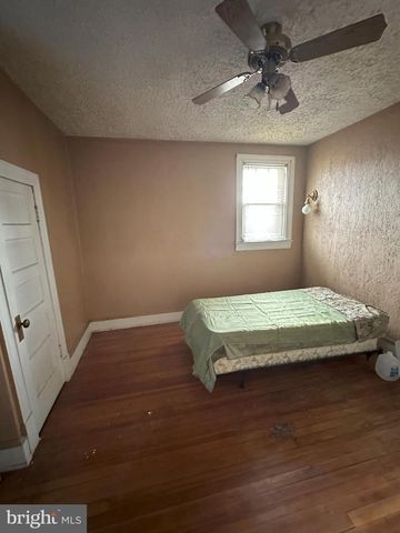 1622 EASTERN AVE NE, Washington, DC 20019