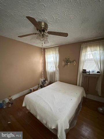 1622 EASTERN AVE NE, Washington, DC 20019