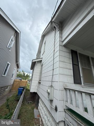 1622 EASTERN AVE NE, Washington, DC 20019