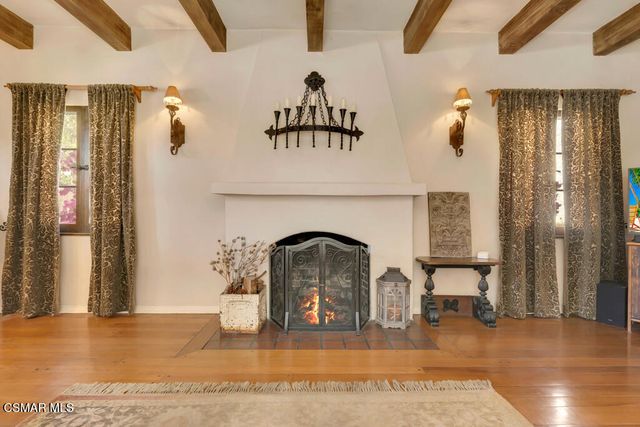 1234 N Everett Street, Glendale, CA 91207