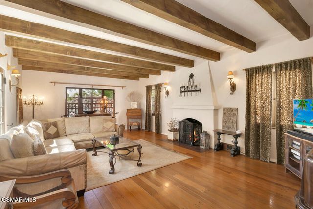 1234 N Everett Street, Glendale, CA 91207