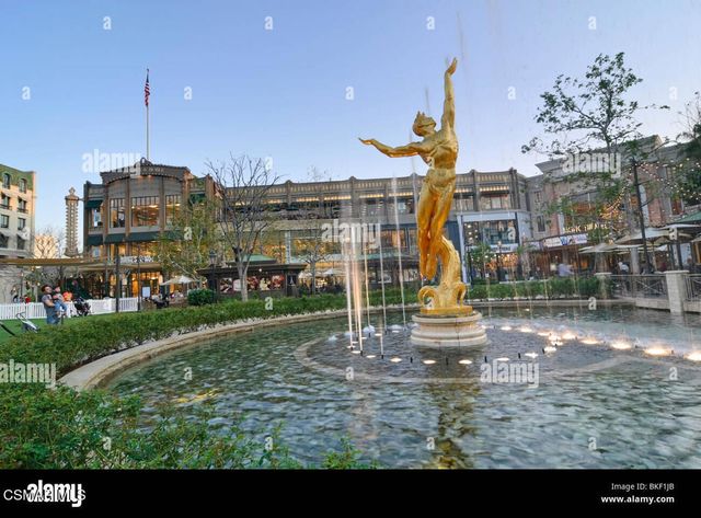 1234 N Everett Street, Glendale, CA 91207